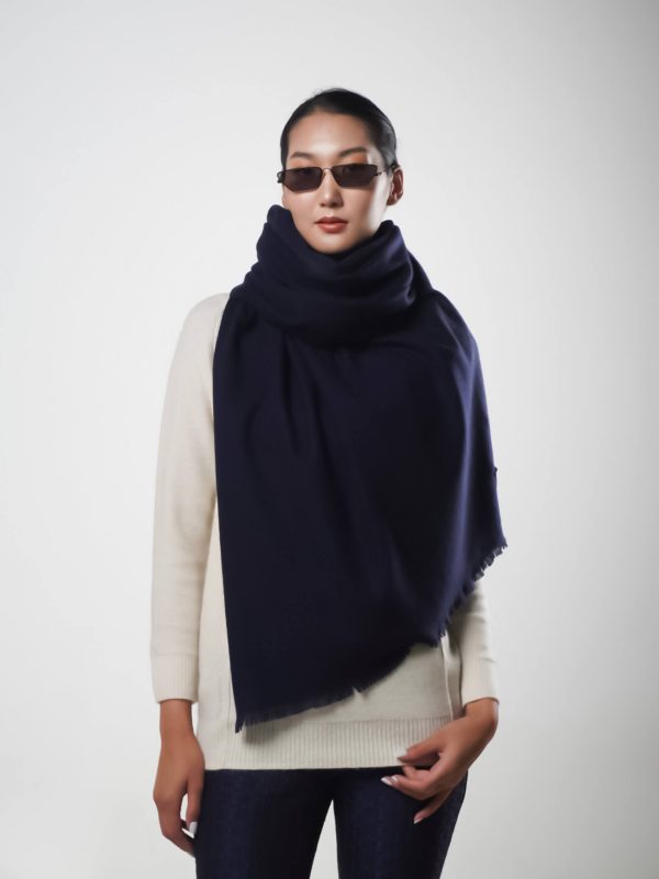 WOVEN WIDE SCARF - Image 1