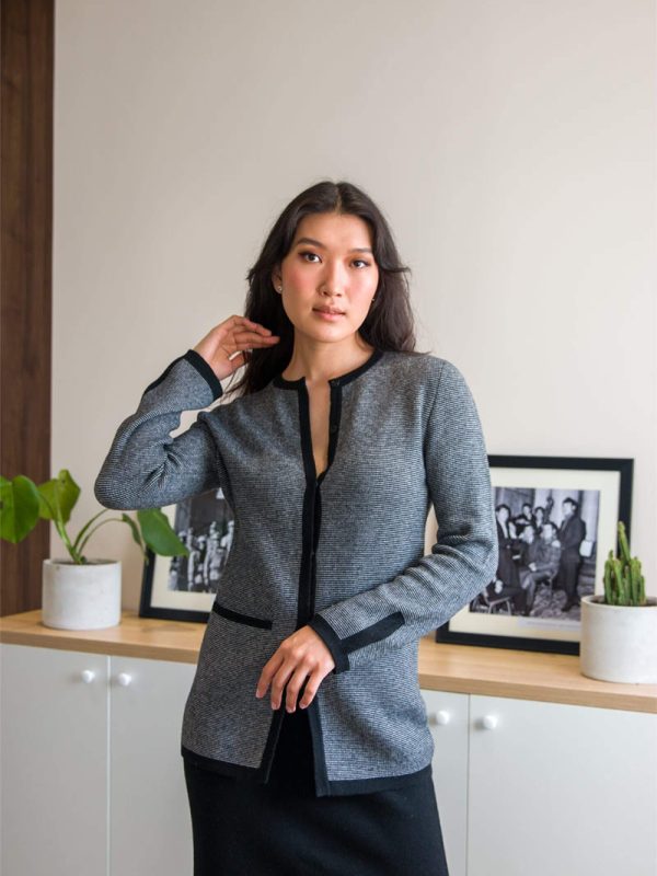 Jacquard wool blend jacket - back view | Avant Cashmere