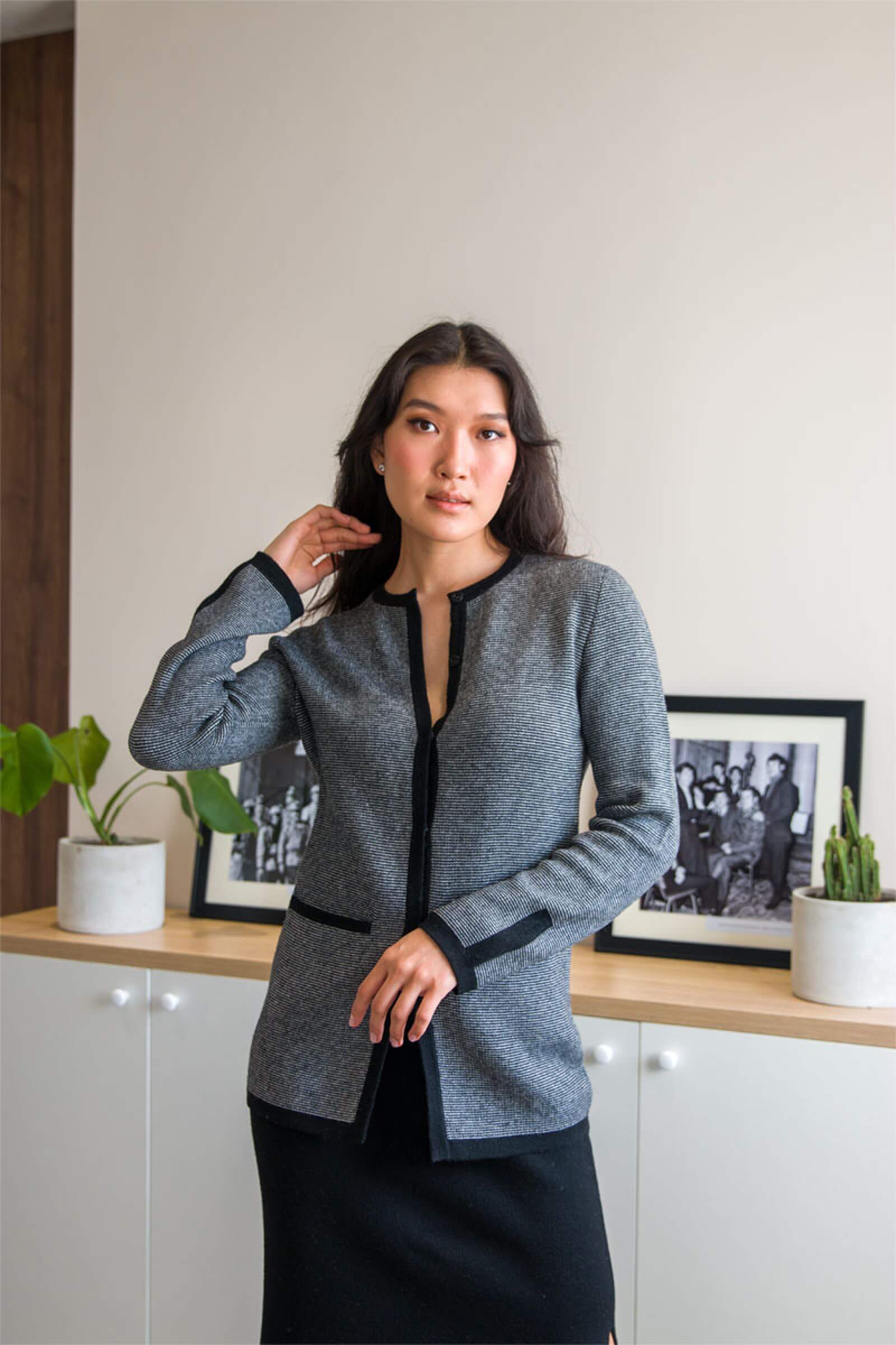 Jacquard wool blend jacket - back view | Avant Cashmere