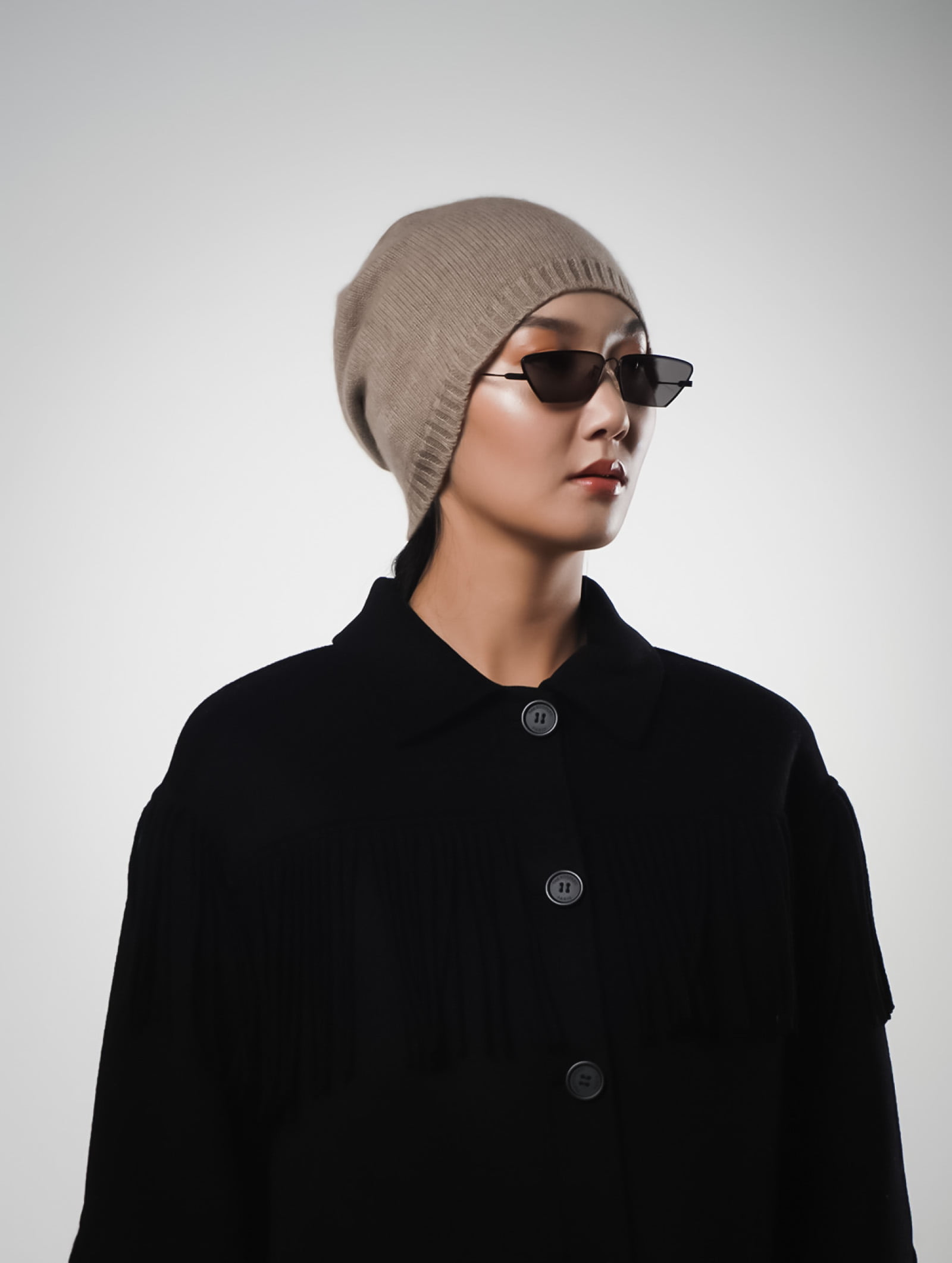 100% Mongolian cashmere - front view | Avant Cashmere