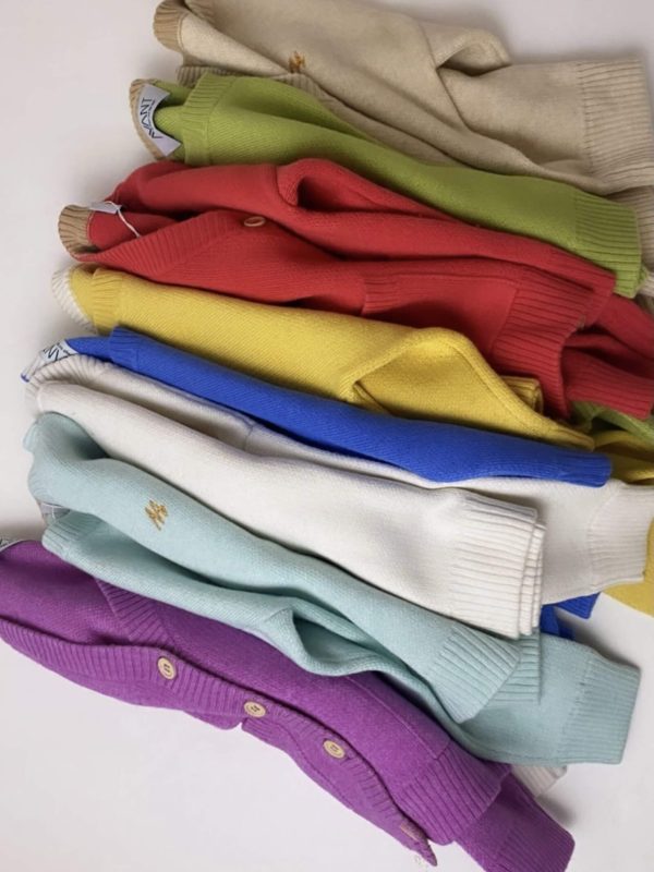 Wool blend sweater for kids - detail view | Avant Cashmere