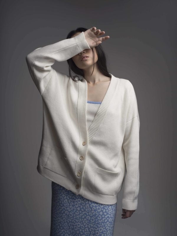 Jacquard wool blend cardigan for women - front view | Avant Cashmere