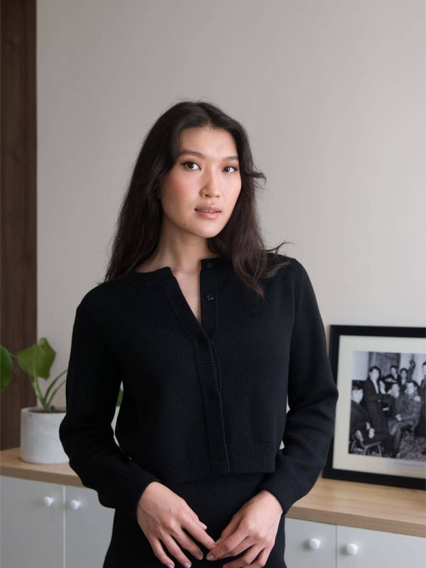 Jacquard wool blend cardigan for women - front view | Avant Cashmere