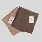 100% Mongolian cashmere leggings for kids - side view | Avant Cashmere