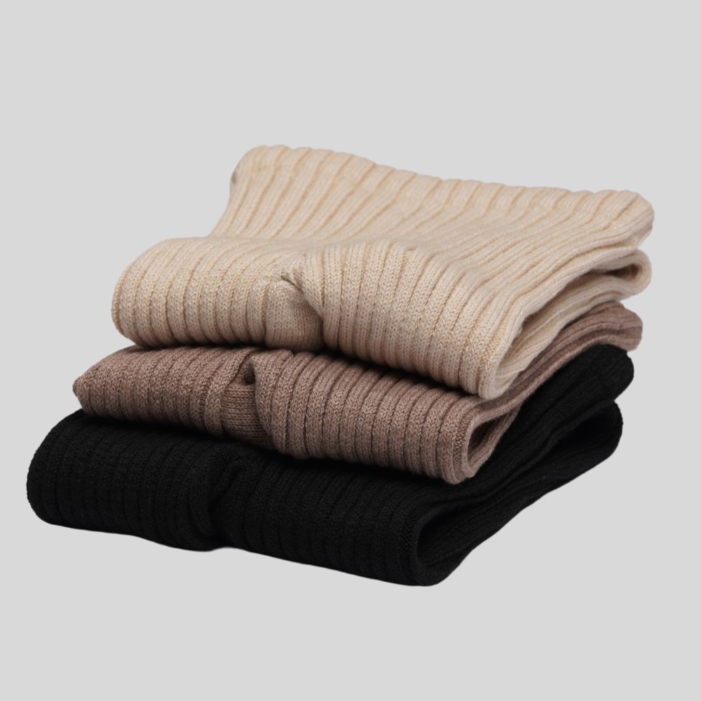 Striped wool blend for kids - styled look | Avant Cashmere