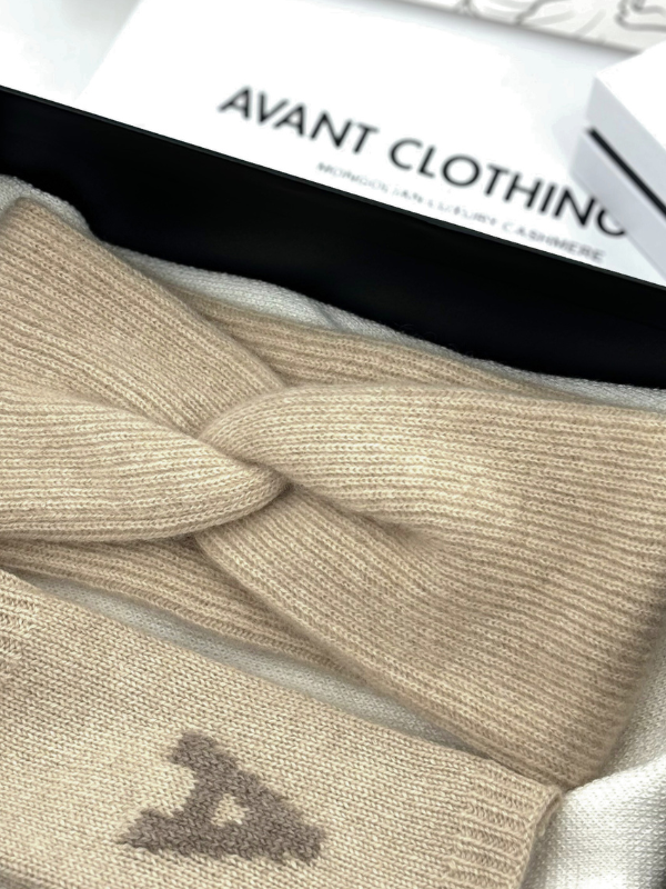 Cashmere headband - Image 5
