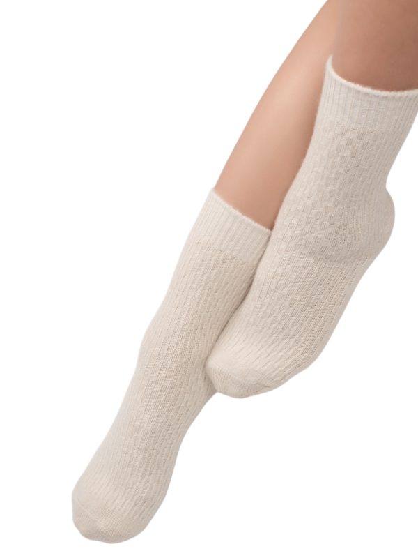 100% Mongolian cashmere - detail view | Avant Cashmere