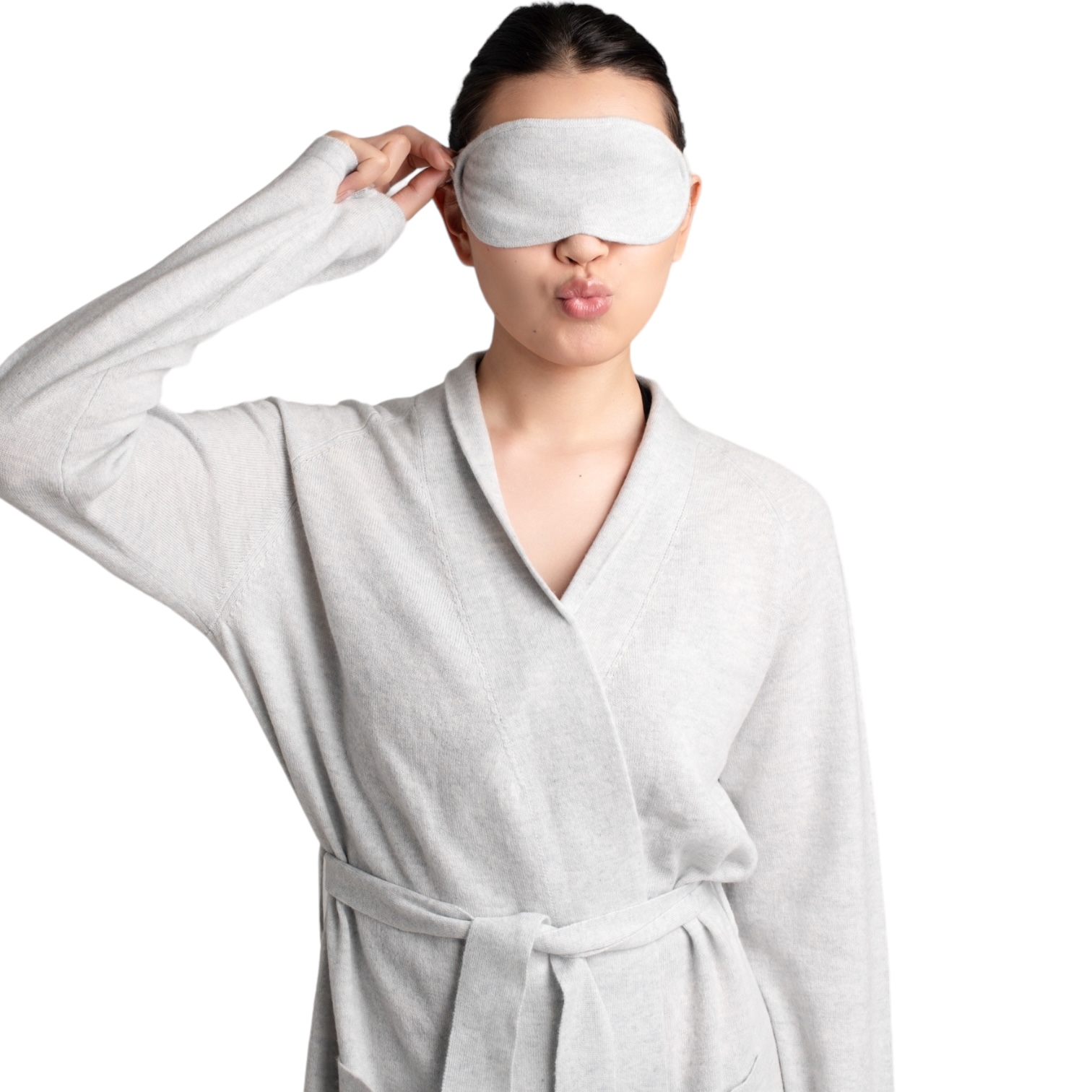 100% Mongolian cashmere for women - color detail | Avant Cashmere