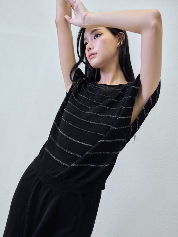 Black vest (shimmer) - Image 1