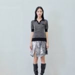 T-shirt in black - front view | Avant Cashmere