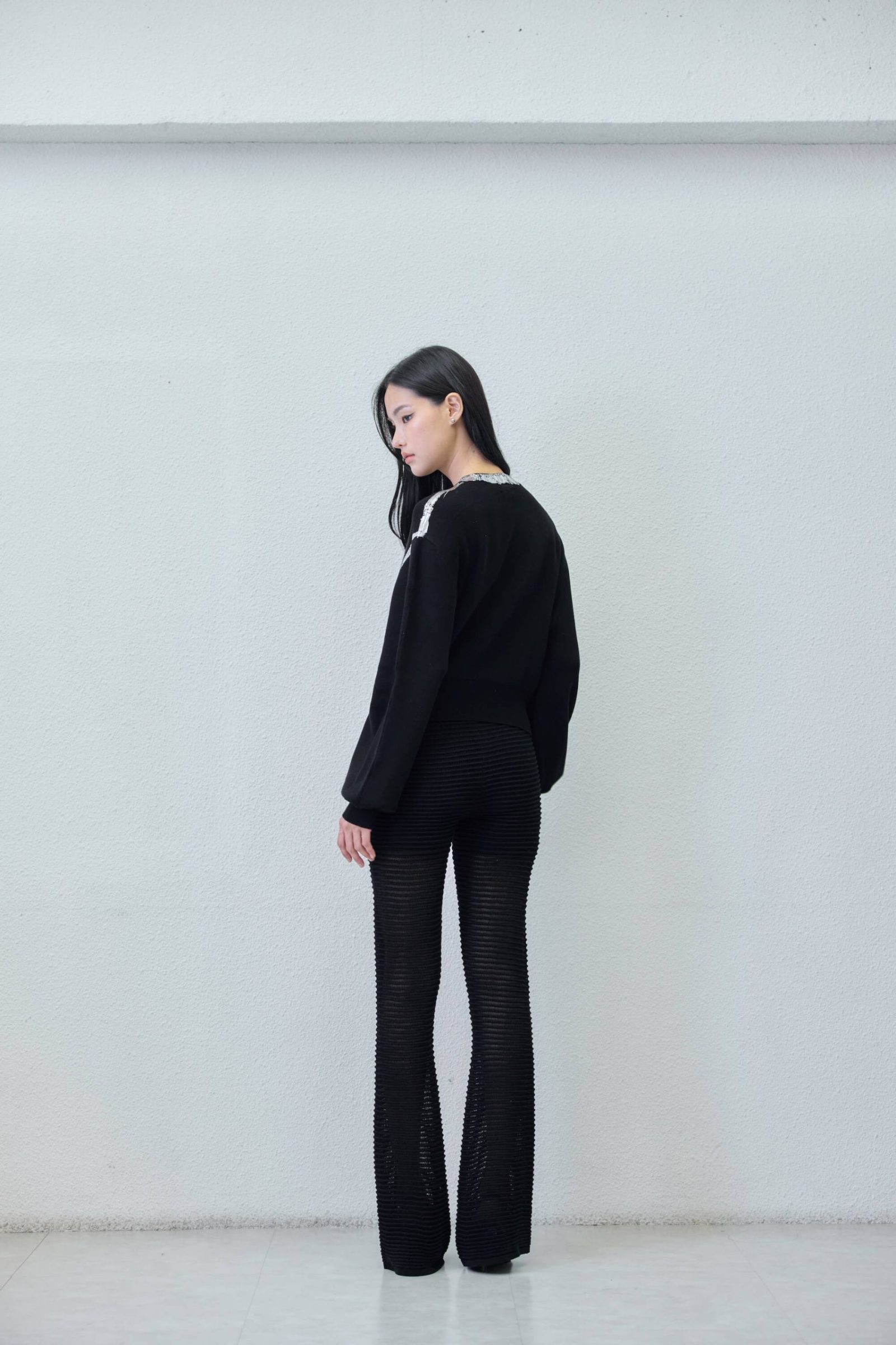 Black Trouser - detail view | Avant Cashmere