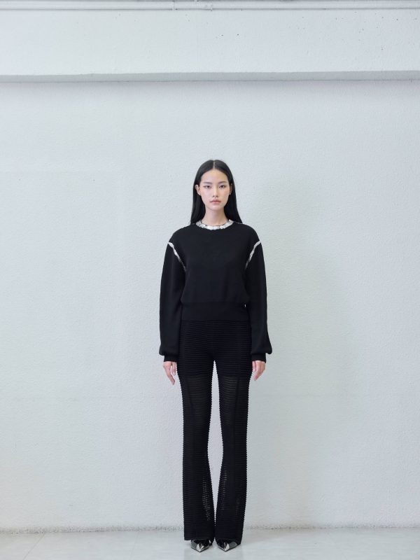 Black Trouser in black - front view | Avant Cashmere