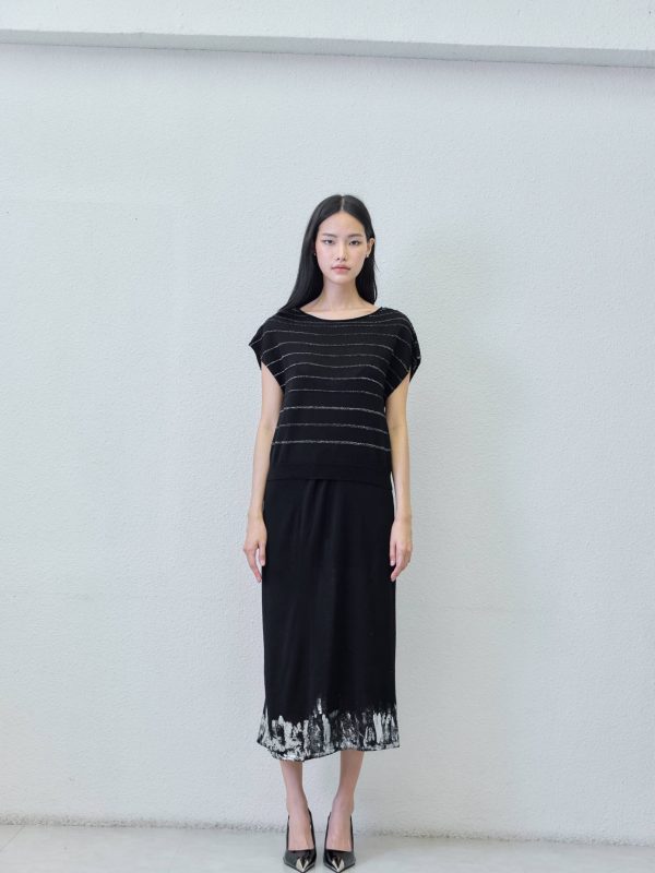 Black vest (shimmer) - back view | Avant Cashmere