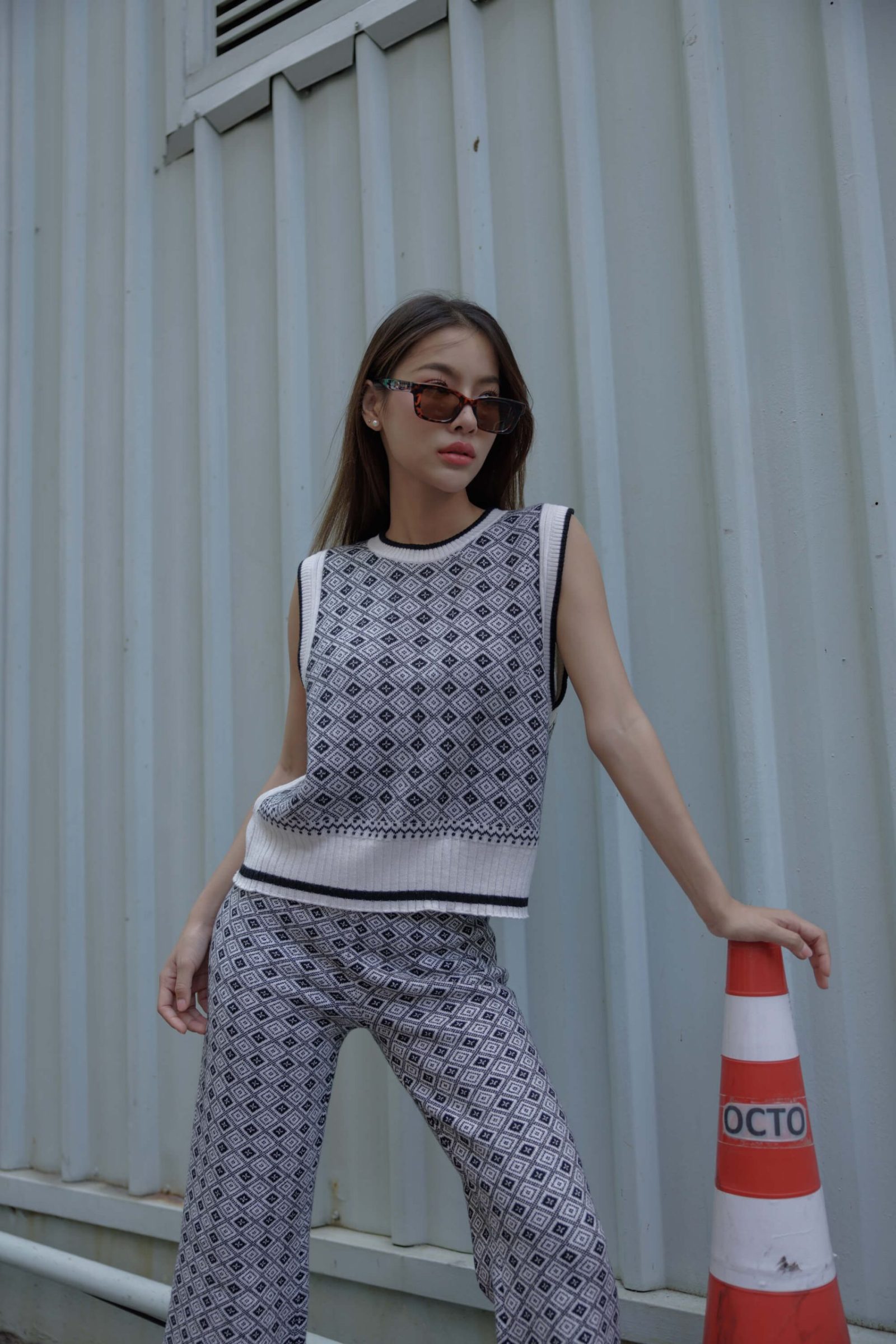 Jacquard wool blend for women - front view | Avant Cashmere