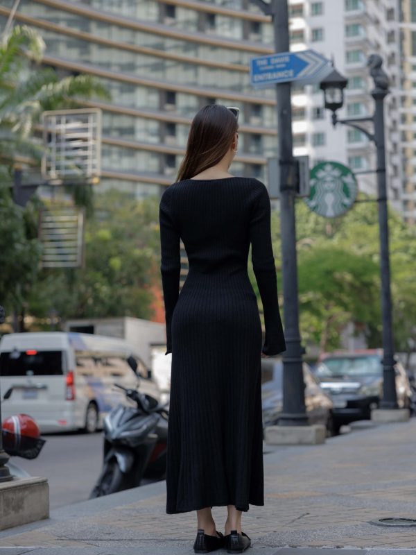 Wool blend dress for women - lifestyle | Avant Cashmere