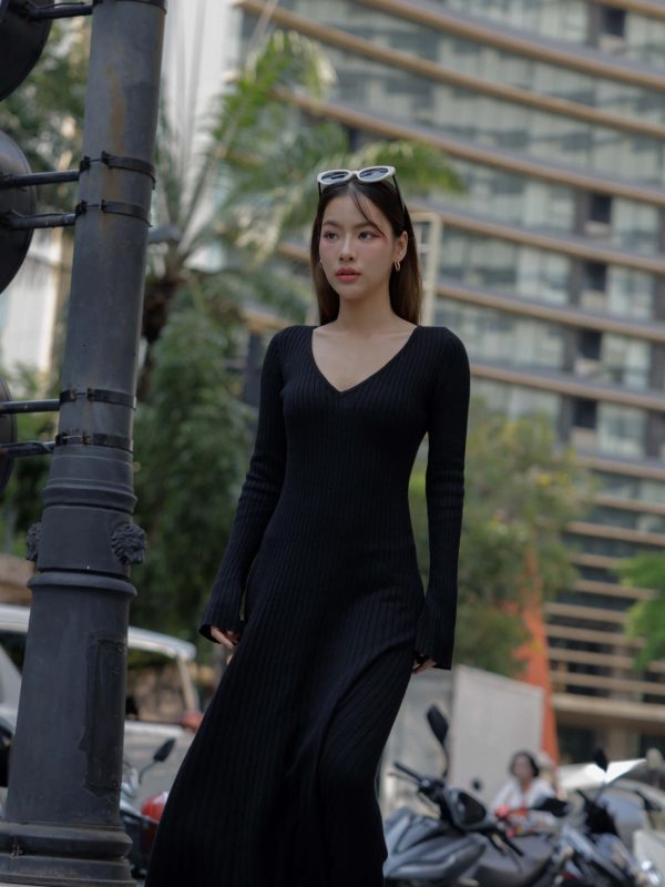 Wool blend dress for women - packaging | Avant Cashmere