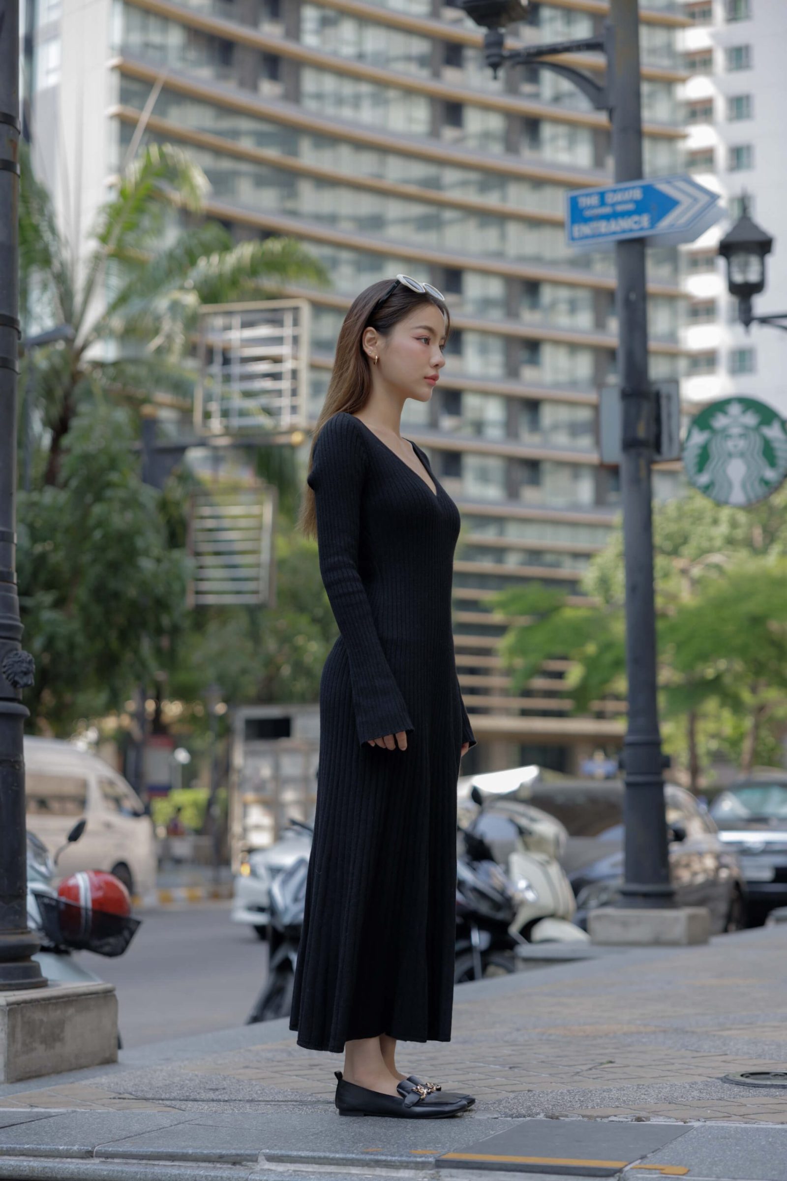 Wool blend dress for women - close-up texture | Avant Cashmere