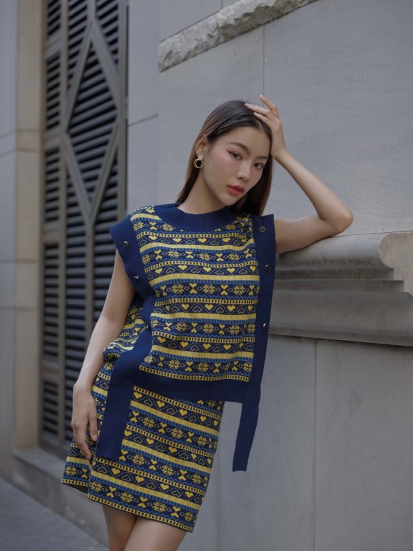 Jacquard wool blend for women - detail view | Avant Cashmere