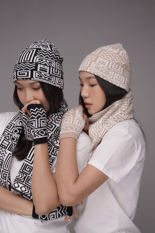 Aztec pattern wool blend hat for women - styled look | Avant Cashmere