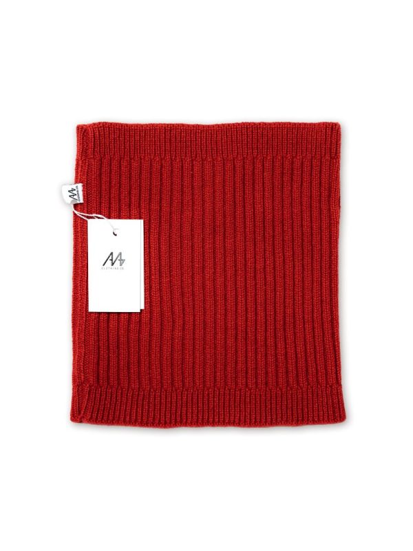 Wool blend scarf for women - side view | Avant Cashmere