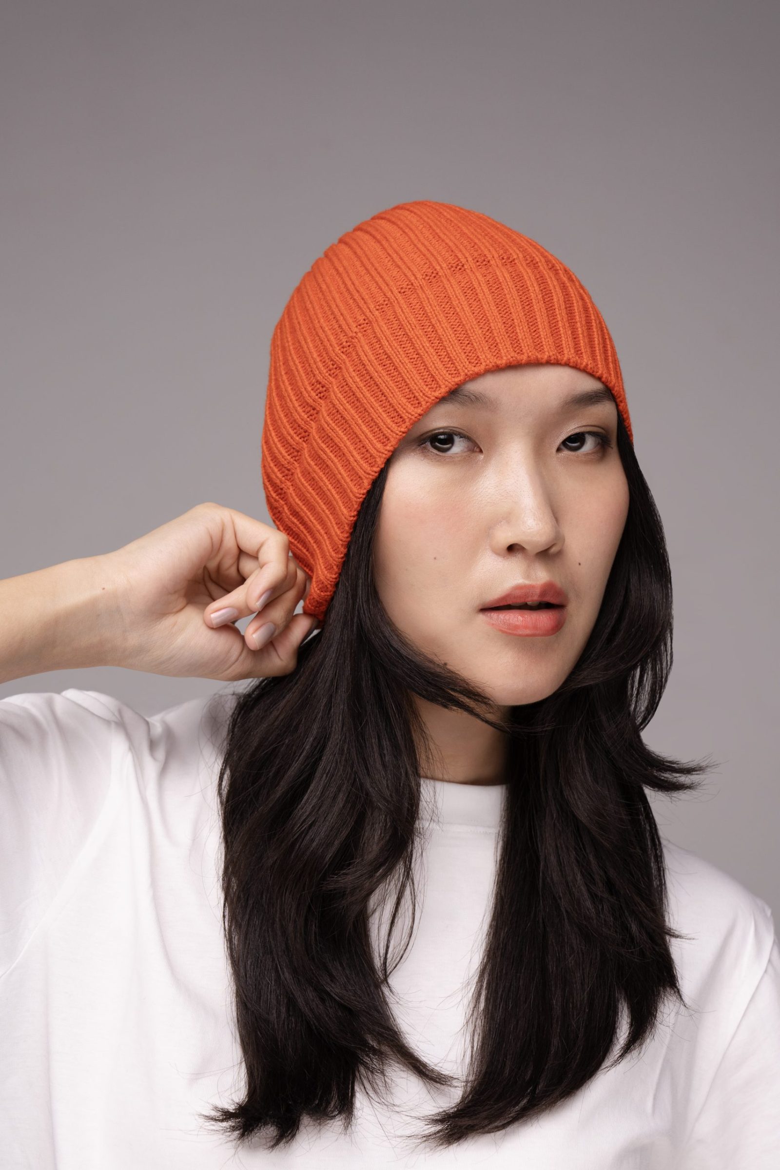 Striped wool blend hat for women - front view | Avant Cashmere