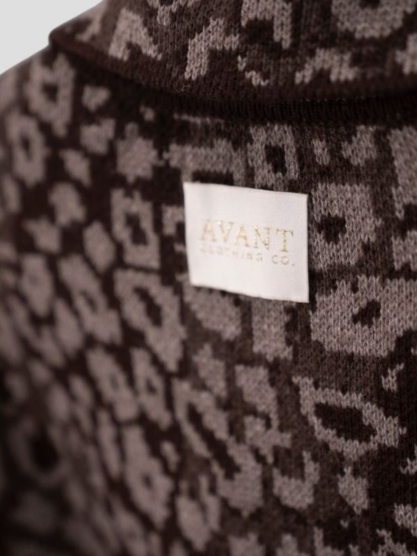 Leopard pattern wool blend cardigan for women - close-up texture | Avant Cashmere