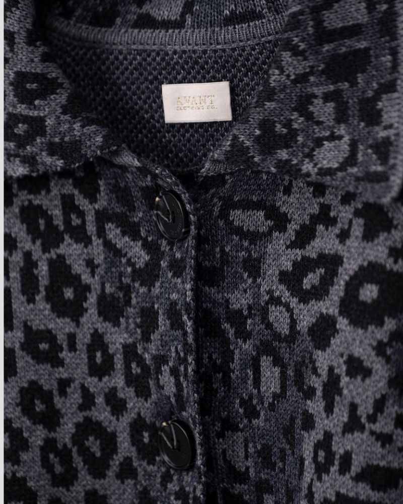 Leopard pattern wool blend cardigan for women - styled look | Avant Cashmere
