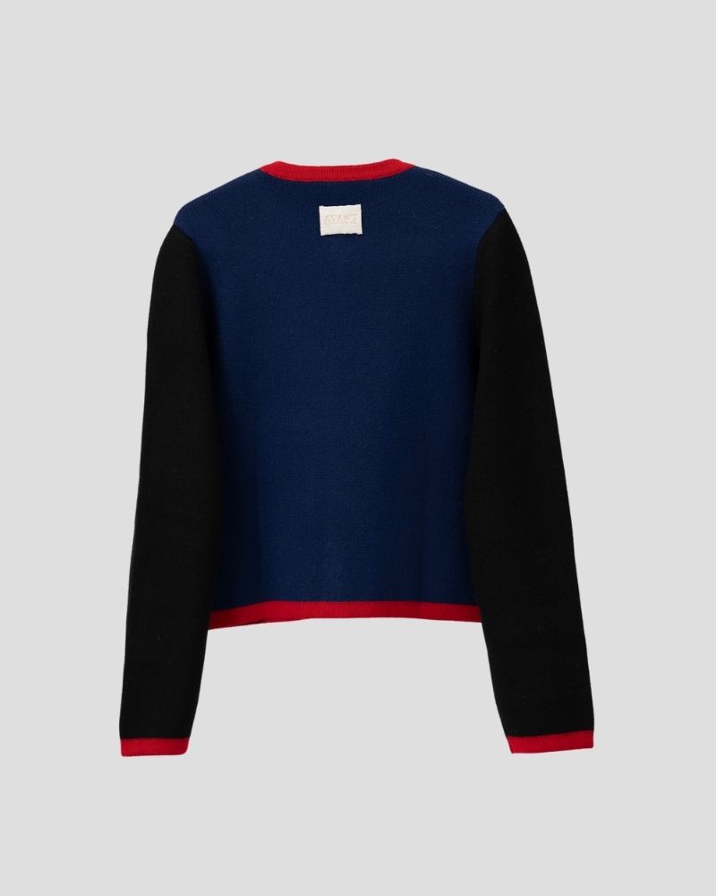 Wool blend cardigan for women - lifestyle | Avant Cashmere