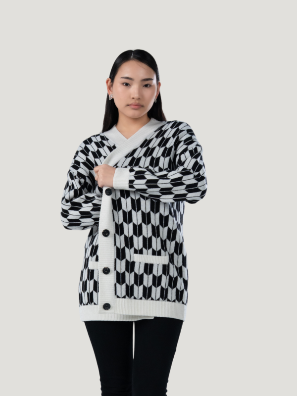 Jacquard wool blend cardigan for women - close-up texture | Avant Cashmere