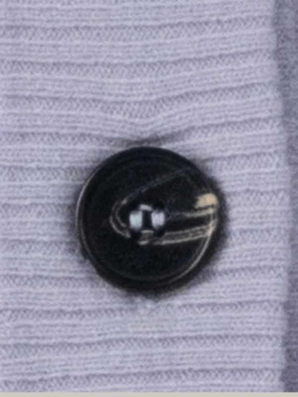 Jacquard wool blend cardigan for women - packaging | Avant Cashmere